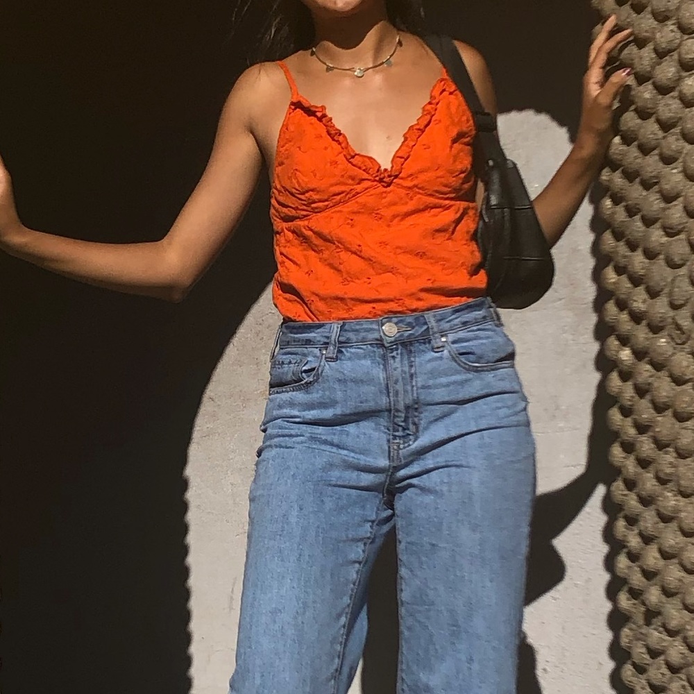 Orange top